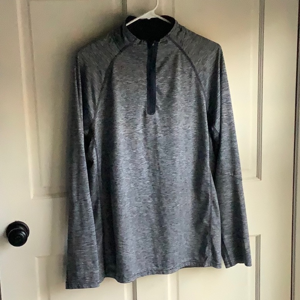 Athletic quarter zip